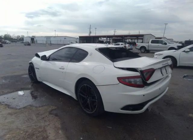 Photo 2 VIN: ZAM45VLA7H0194456 - MASERATI GRANTURISMO 