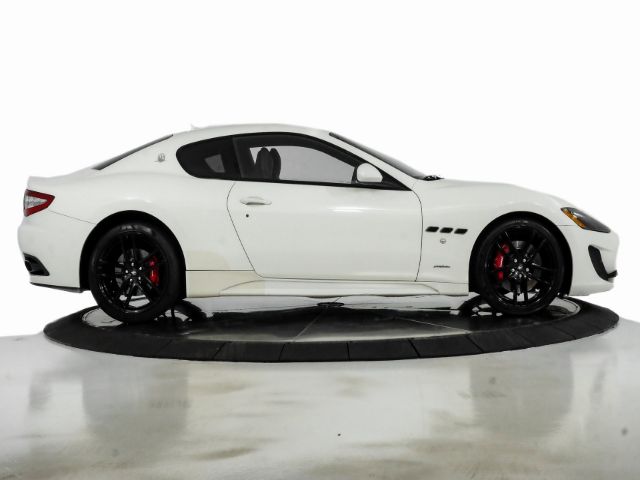 Photo 4 VIN: ZAM45VLA9G0177463 - MASERATI GRANTURISMO 