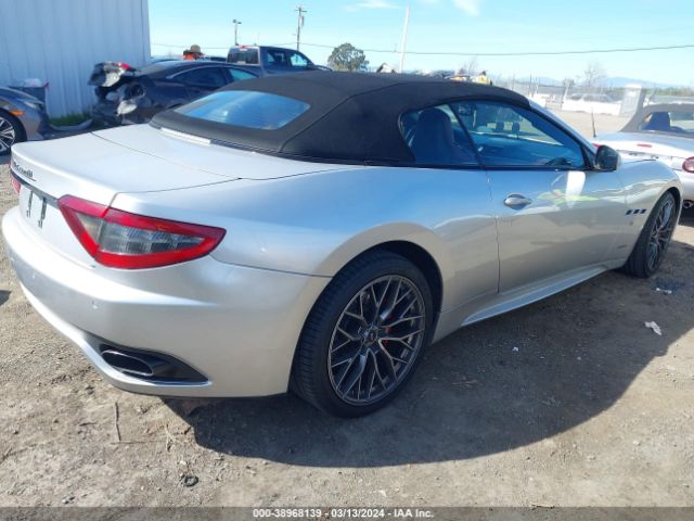 Photo 3 VIN: ZAM45VMA3F0140504 - MASERATI GRANTURISMO 