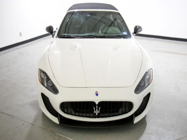 Photo 2 VIN: ZAM45VMA6F0132901 - MASERATI GRANTURISMO CONVERTIBLE 