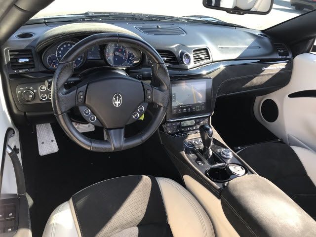 Photo 9 VIN: ZAM45VMA6J0310315 - MASERATI GRANTURISMO CONVERTIBLE 