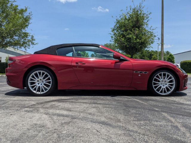 Photo 2 VIN: ZAM45VMAXK0314417 - MASERATI GRANTURISMO CONVERTIBLE 