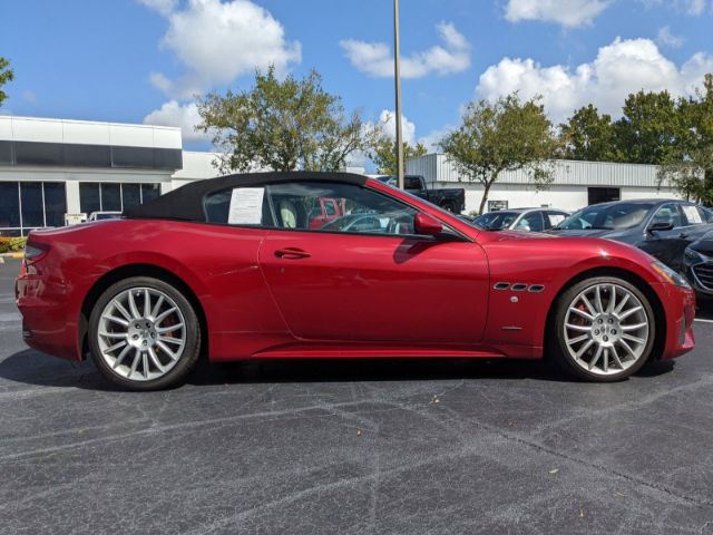 Photo 2 VIN: ZAM45VMAXK0314417 - MASERATI GRANTURISMO CONVERTIBLE 