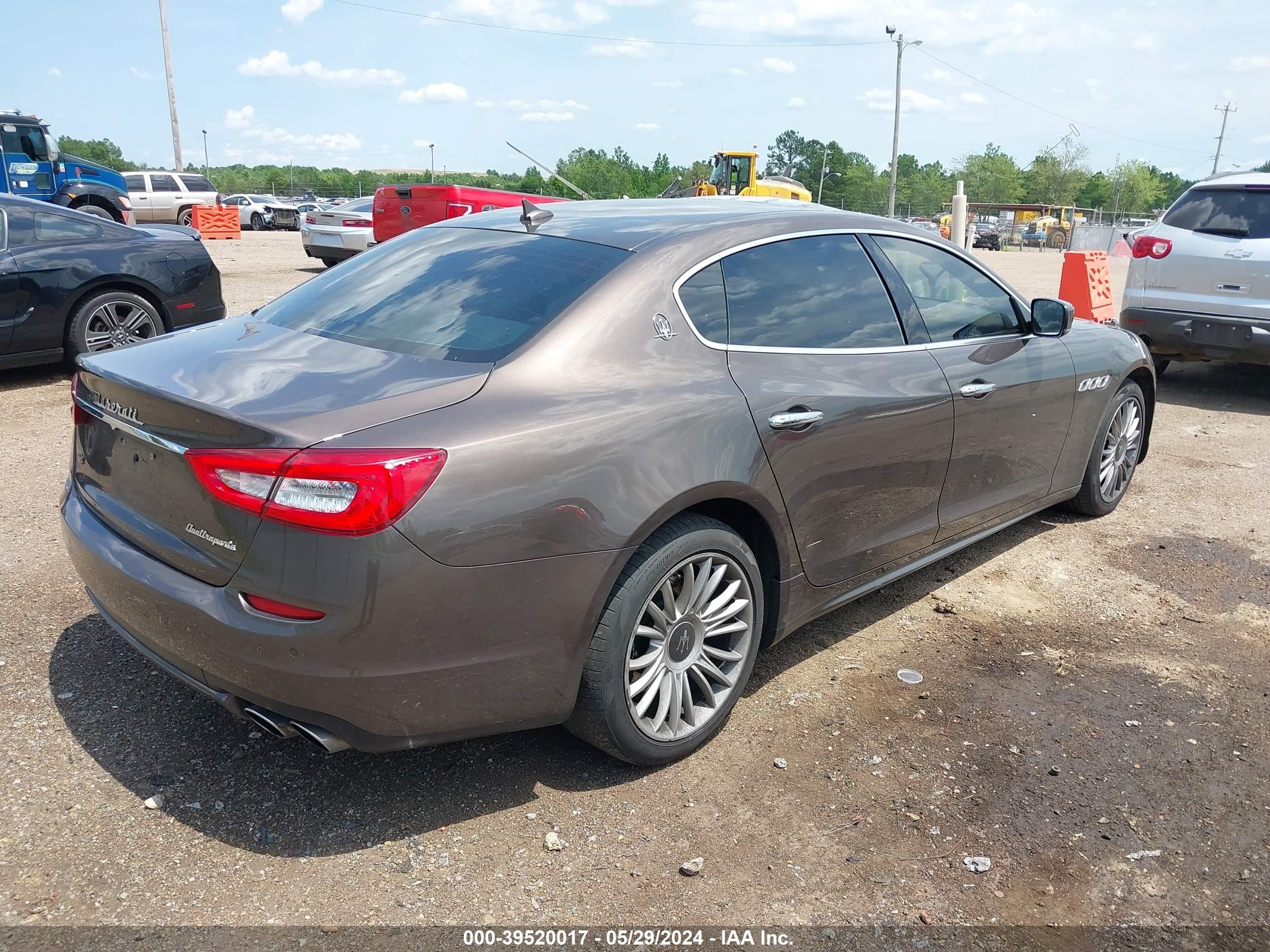 Photo 3 VIN: ZAM56RRAXE1112788 - MASERATI QUATTROPORTE 