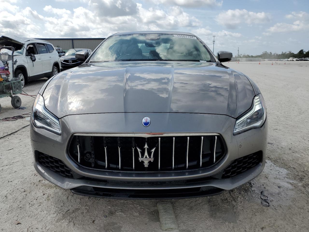 Photo 4 VIN: ZAM56YPA0J1281600 - MASERATI QUATTROPORTE 