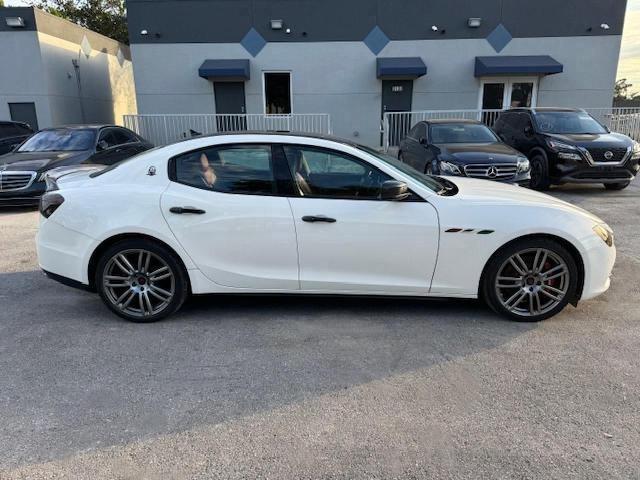 Photo 12 VIN: ZAM57RSA4G1169708 - MASERATI GHIBLI S 