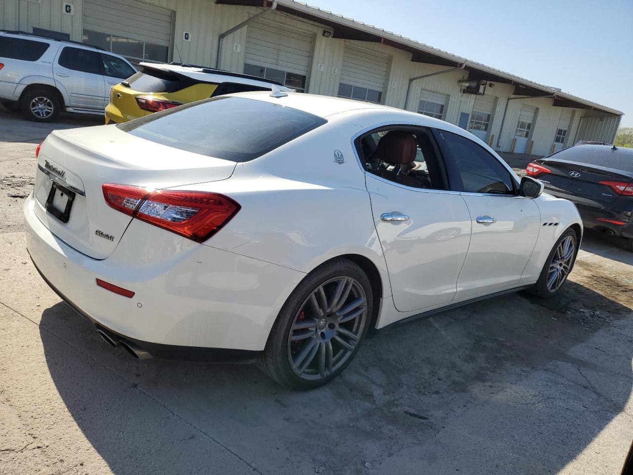 Photo 2 VIN: ZAM57RTA0H1206253 - MASERATI GHIBLI 