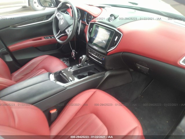 Photo 4 VIN: ZAM57RTS8H1217171 - MASERATI GHIBLI 