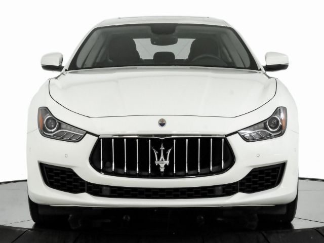 Photo 2 VIN: ZAM57XSA2K1324995 - MASERATI GHIBLI 