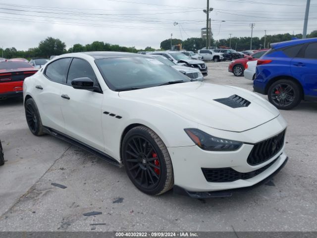 Photo 0 VIN: ZAM57XSA3J1268662 - MASERATI GHIBLI 