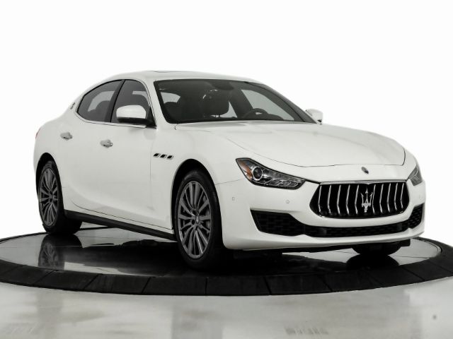 Photo 3 VIN: ZAM57XSA3K1311107 - MASERATI GHIBLI 