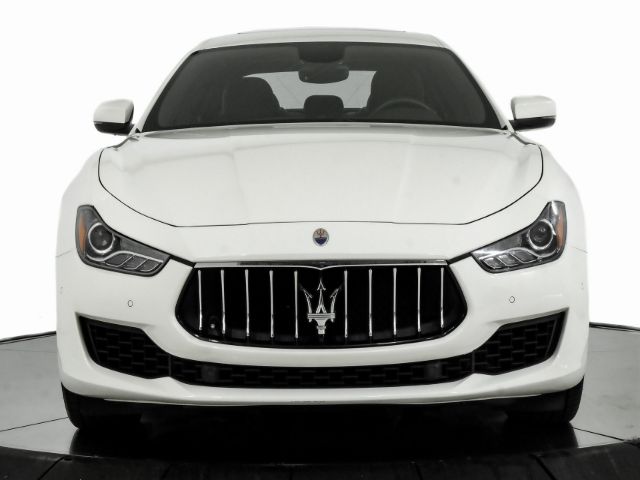 Photo 2 VIN: ZAM57XSA3K1311107 - MASERATI GHIBLI 