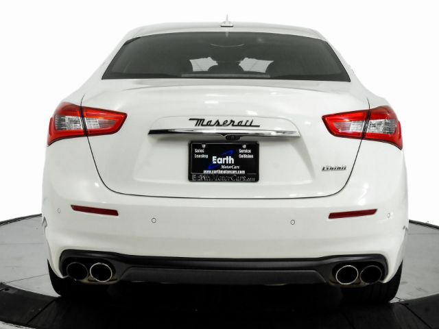 Photo 6 VIN: ZAM57XSA3K1311107 - MASERATI GHIBLI 