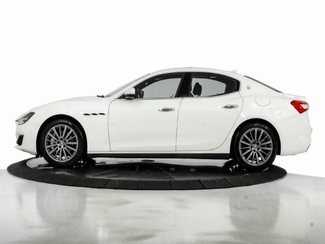 Photo 8 VIN: ZAM57XSA3K1311107 - MASERATI GHIBLI 