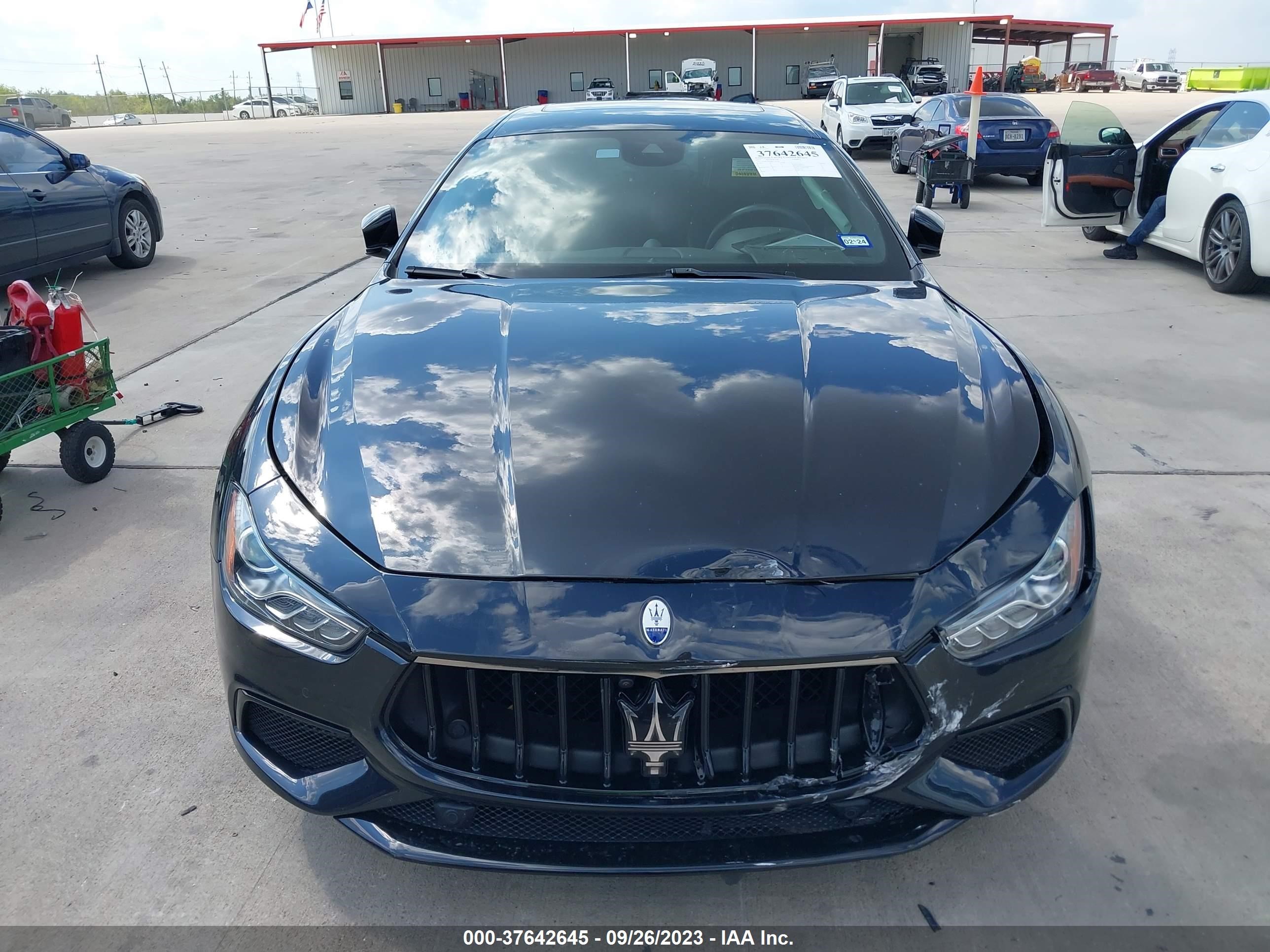 Photo 11 VIN: ZAM57XSA4N1392459 - MASERATI GHIBLI 