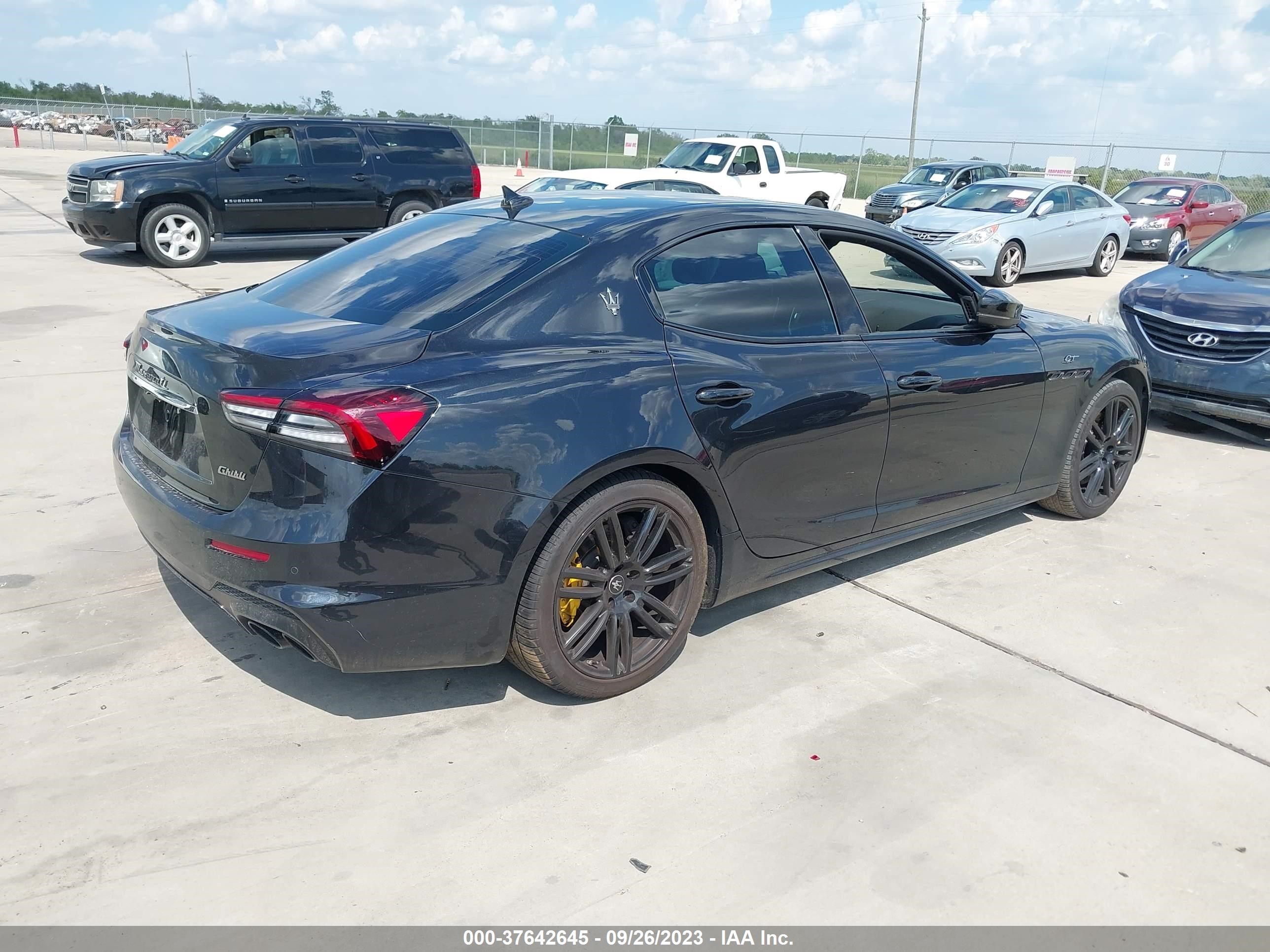 Photo 3 VIN: ZAM57XSA4N1392459 - MASERATI GHIBLI 