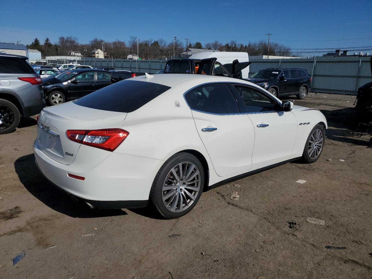 Photo 2 VIN: ZAM57XSA5F1152581 - MASERATI GHIBLI 