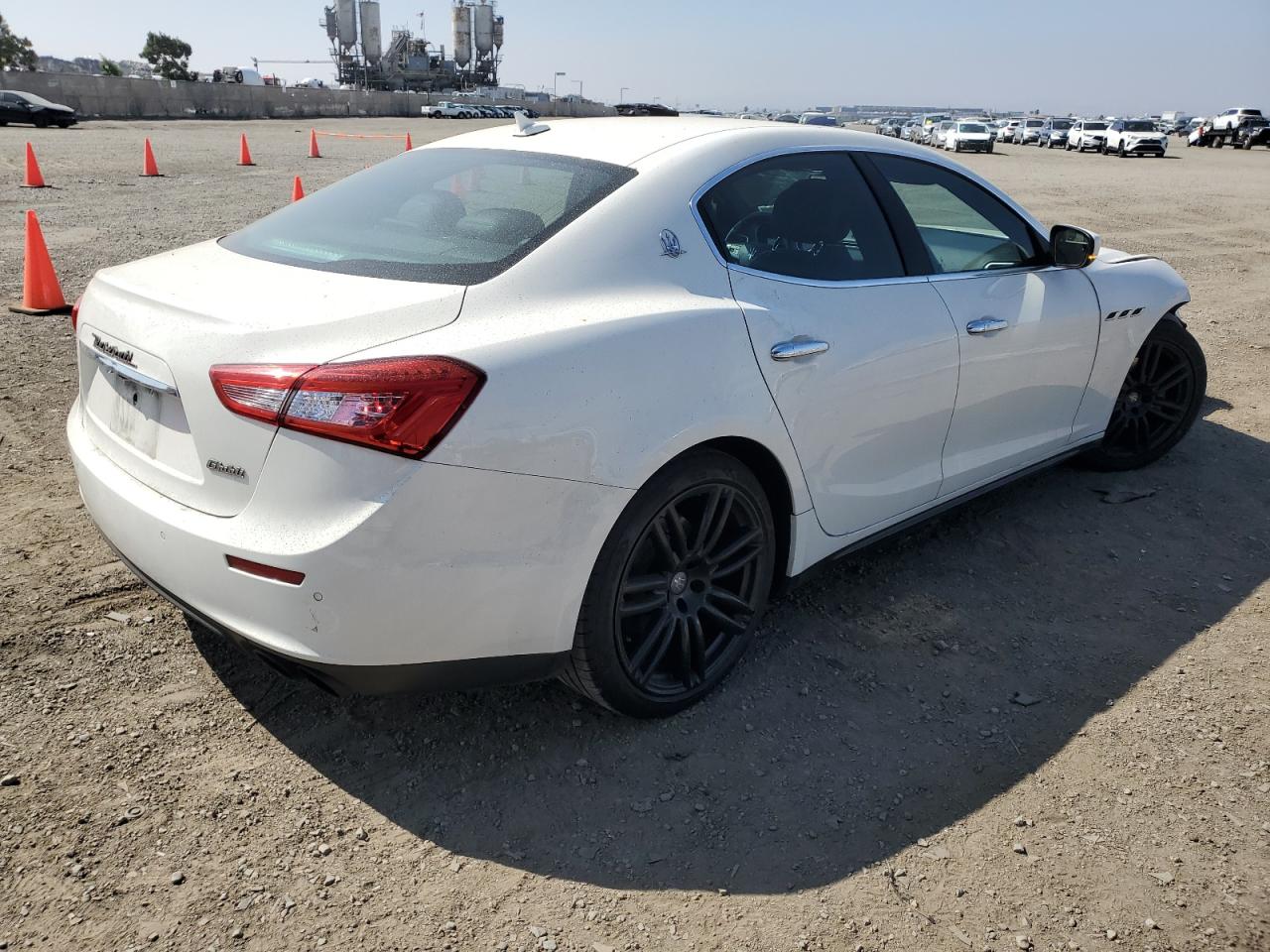 Photo 2 VIN: ZAM57XSA6H1226528 - MASERATI GHIBLI 