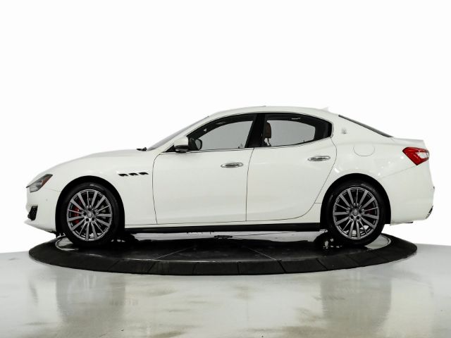 Photo 8 VIN: ZAM57XSA7K1322224 - MASERATI GHIBLI 