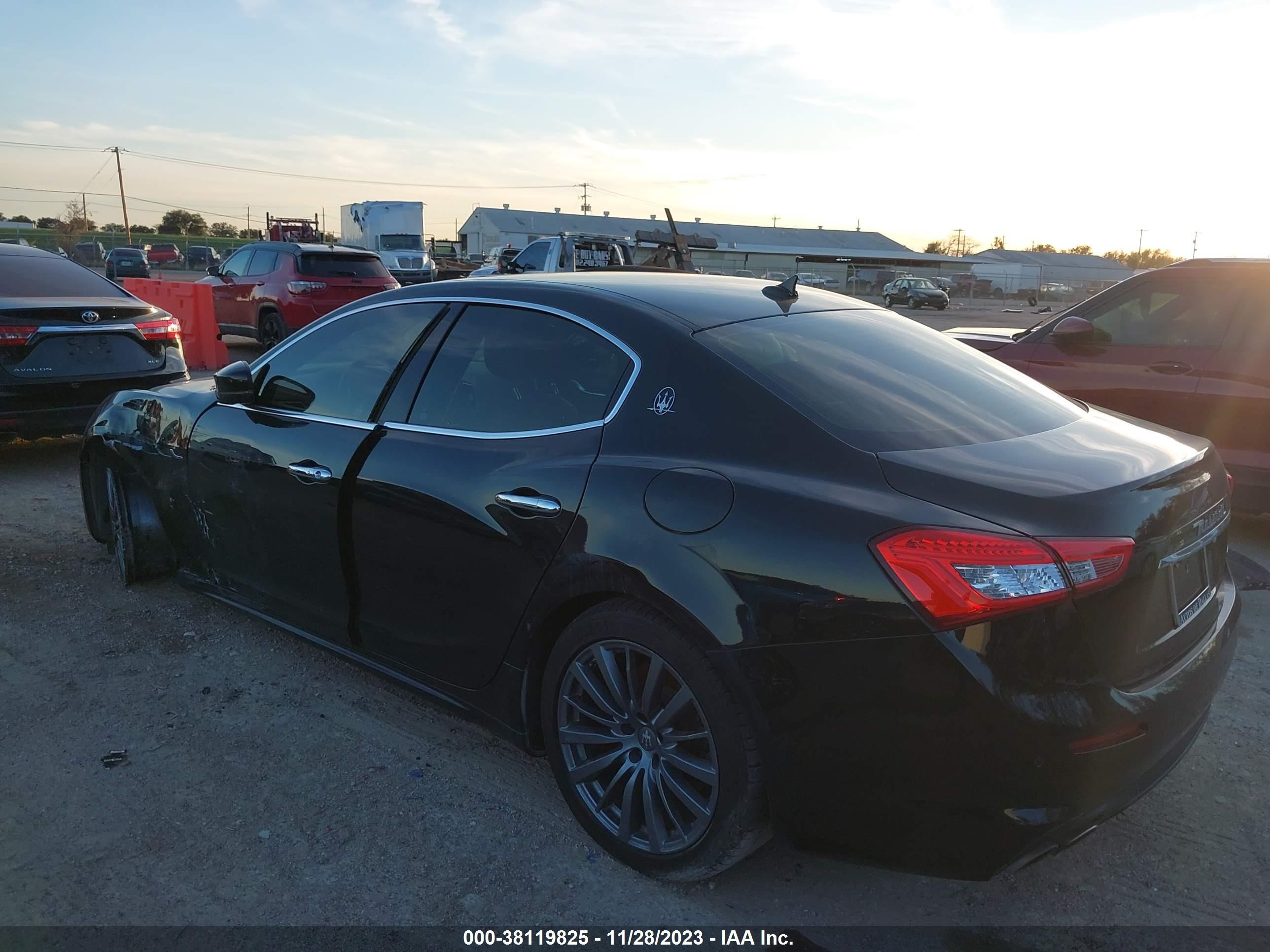 Photo 2 VIN: ZAM57XSA9J1284798 - MASERATI GHIBLI 