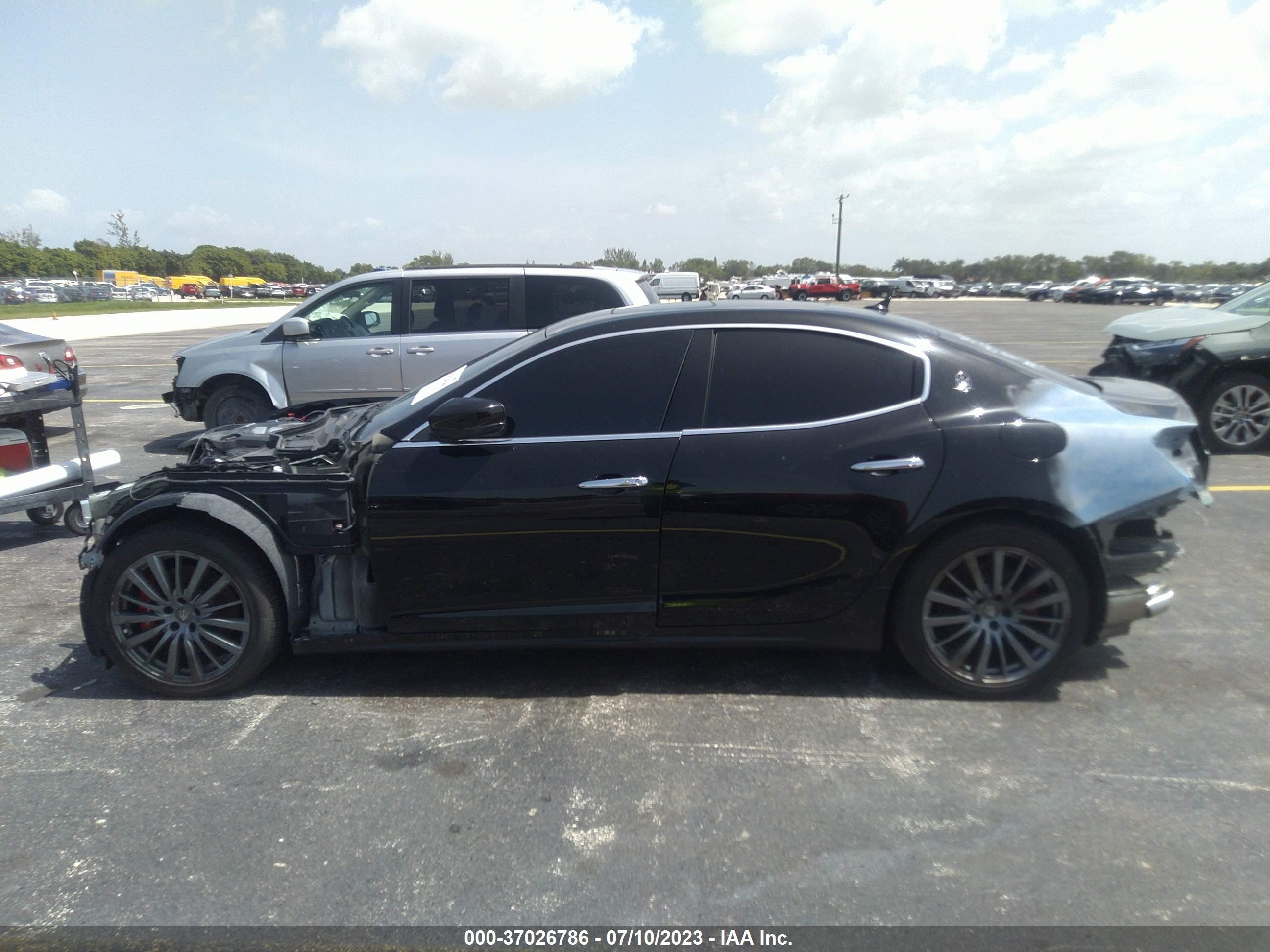 Photo 14 VIN: ZAM57XSAXK1322007 - MASERATI GHIBLI 