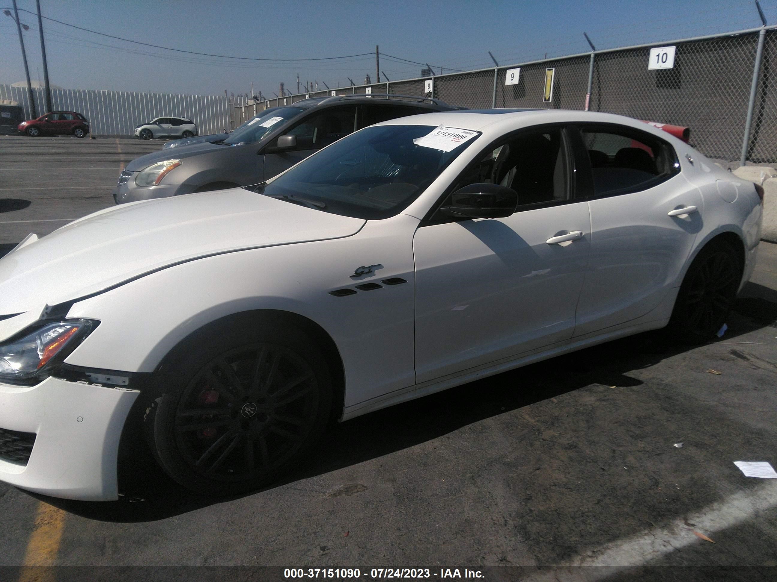 Photo 14 VIN: ZAM57XSAXN1388920 - MASERATI GHIBLI 