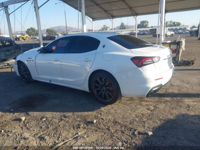 Photo 2 VIN: ZAM57YSM1N1385596 - MASERATI GHIBLI 