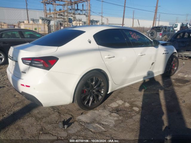 Photo 3 VIN: ZAM57YSM1N1385596 - MASERATI GHIBLI 