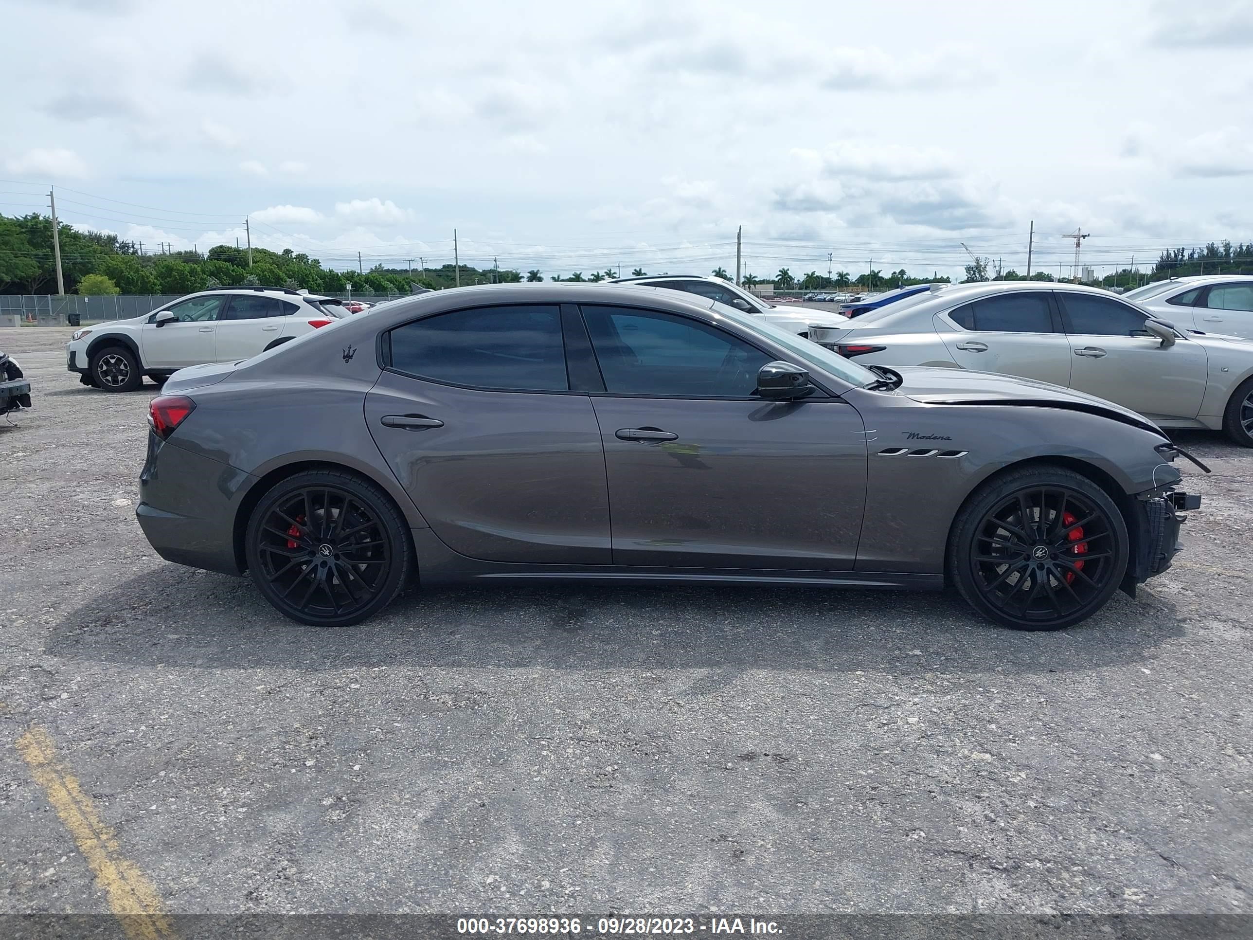 Photo 12 VIN: ZAM57YSM2N1383887 - MASERATI GHIBLI 