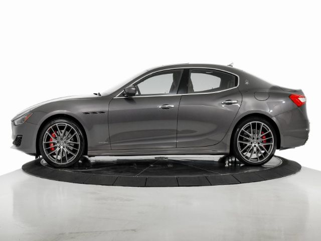 Photo 8 VIN: ZAM57YSS3J1277070 - MASERATI GHIBLI 