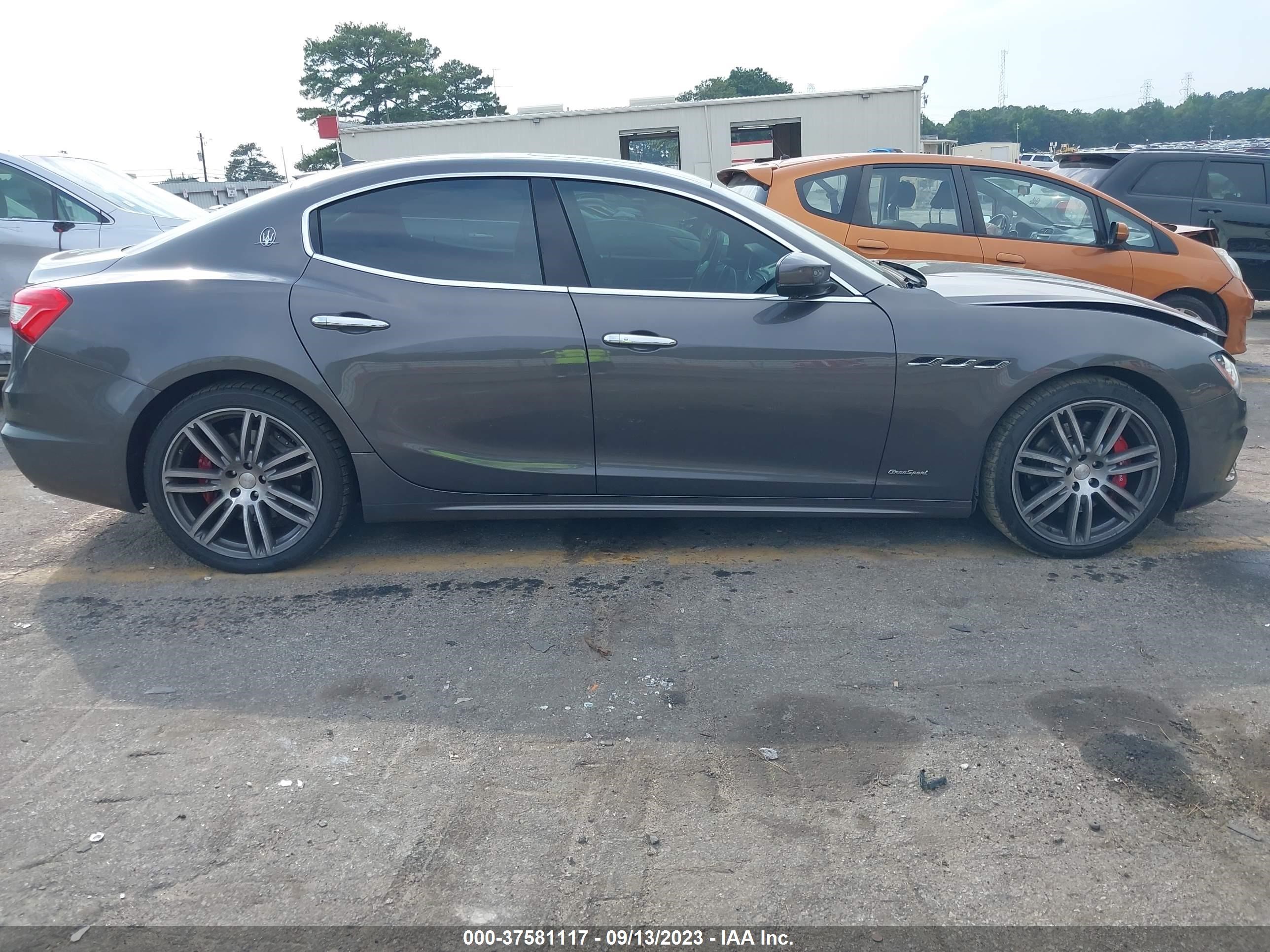 Photo 12 VIN: ZAM57YSS8J1268669 - MASERATI GHIBLI 