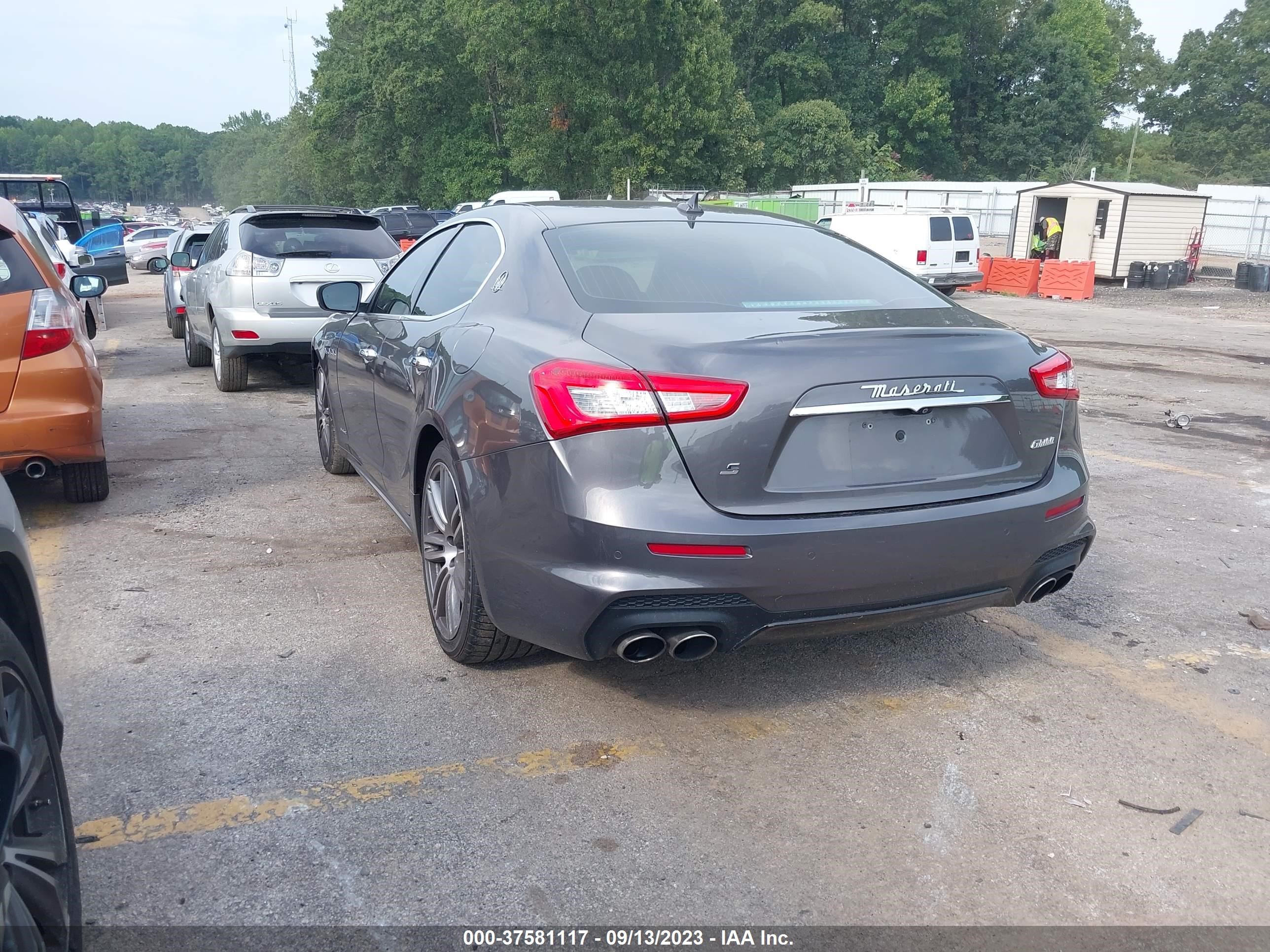 Photo 2 VIN: ZAM57YSS8J1268669 - MASERATI GHIBLI 