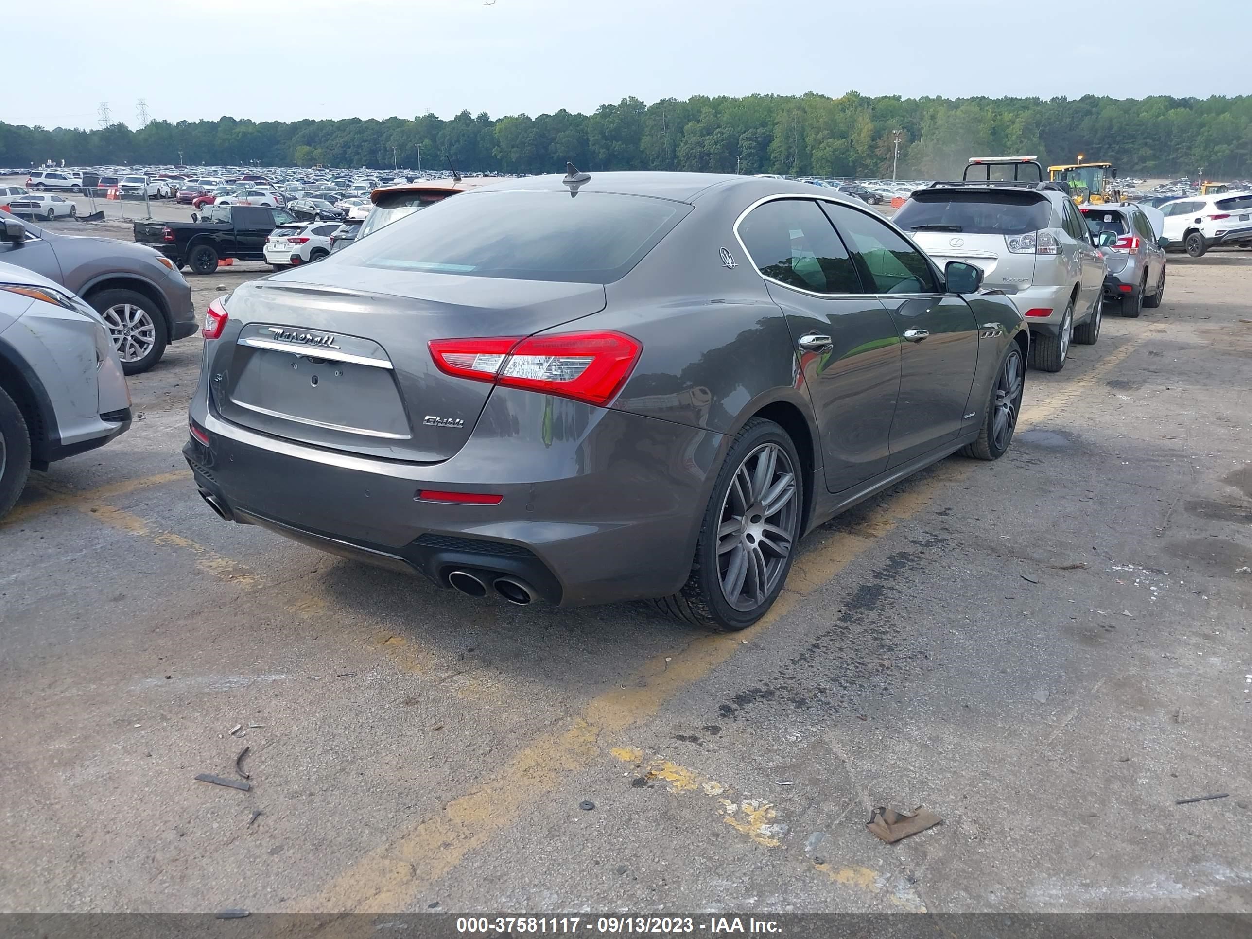 Photo 3 VIN: ZAM57YSS8J1268669 - MASERATI GHIBLI 