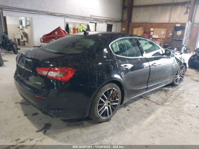 Photo 3 VIN: ZAM57YTA0J1271832 - MASERATI GHIBLI 