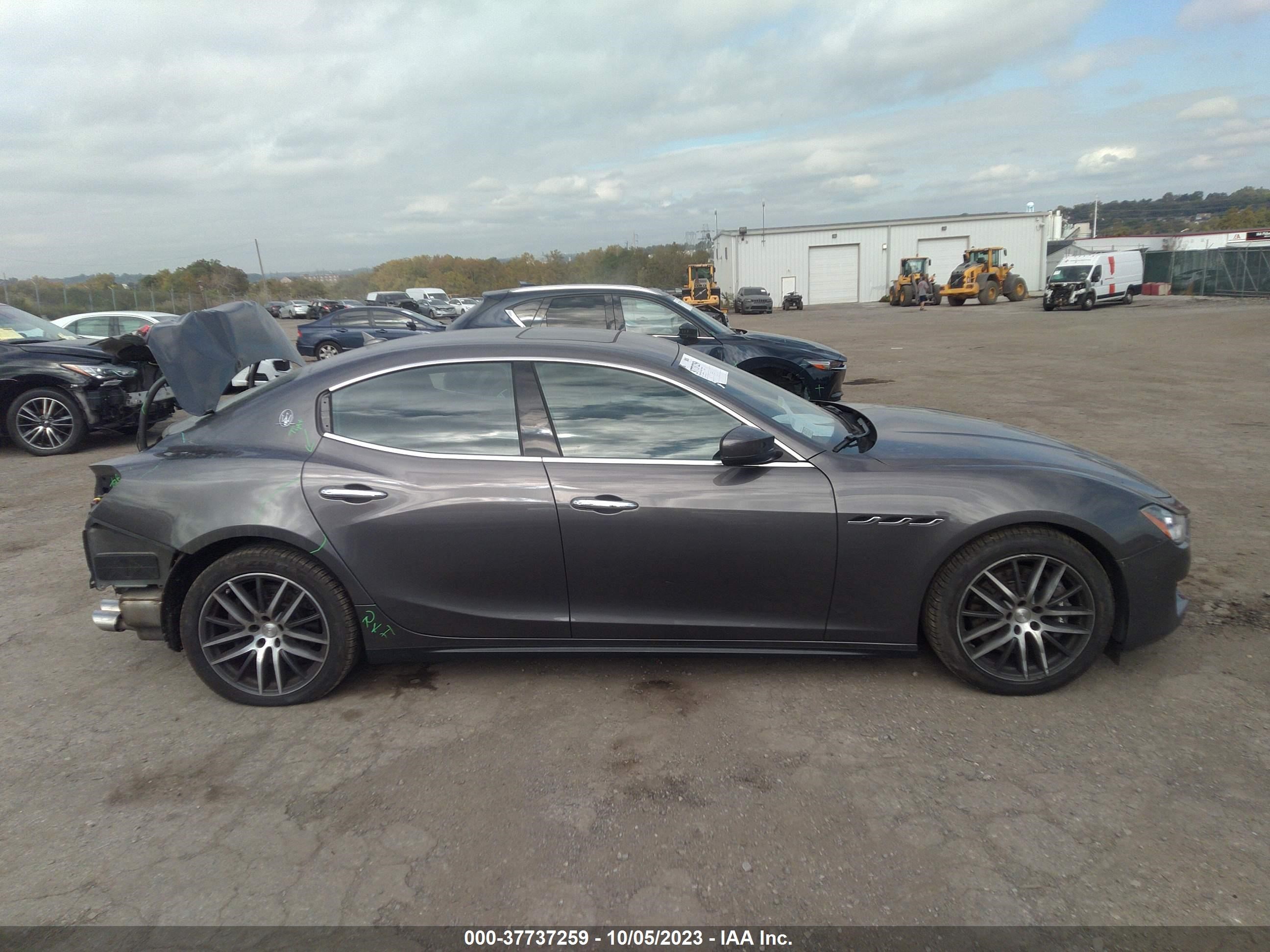 Photo 13 VIN: ZAM57YTA4J1267539 - MASERATI GHIBLI 