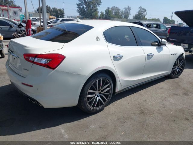 Photo 3 VIN: ZAM57YTA4J1279920 - MASERATI GHIBLI 