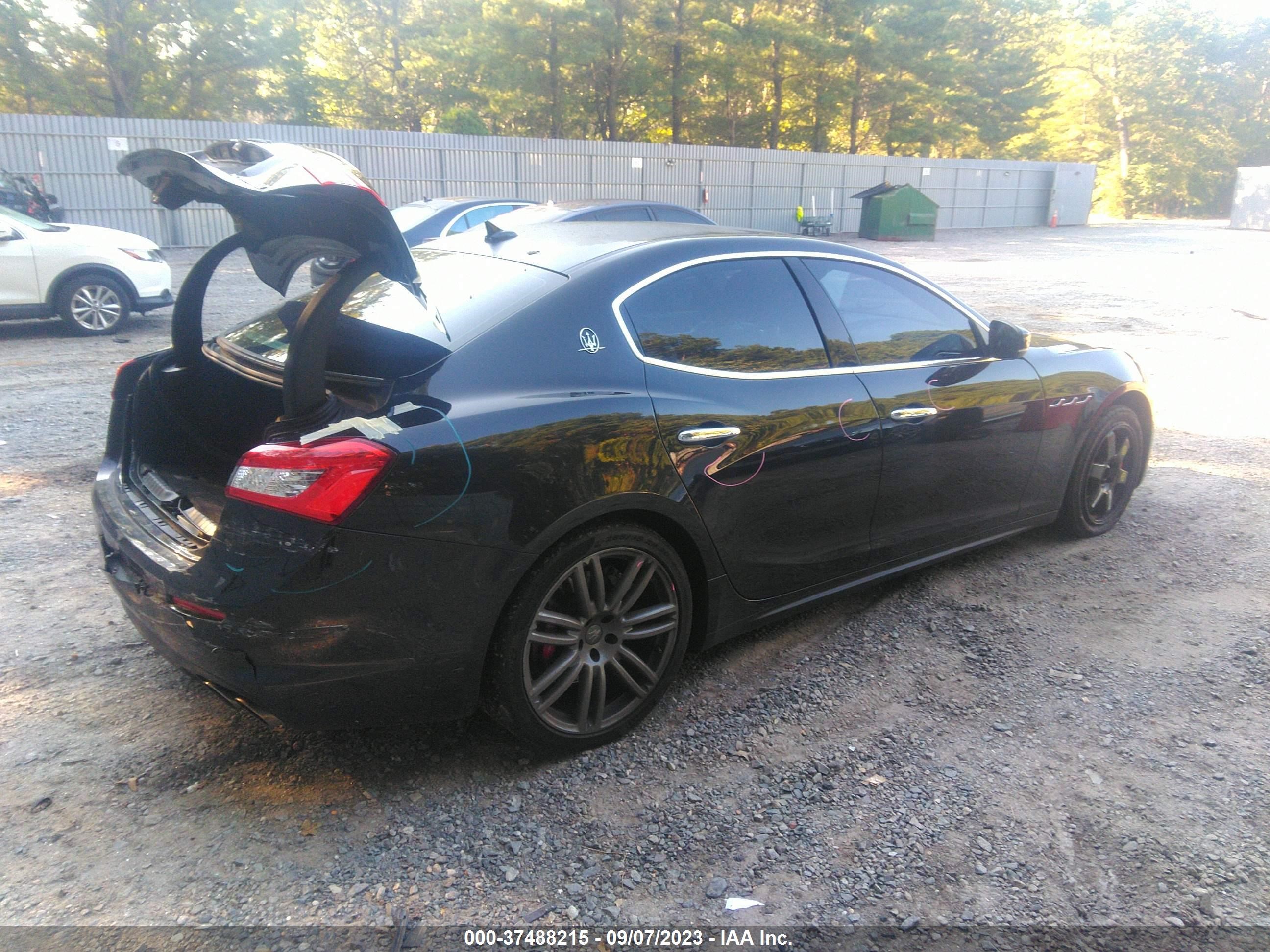 Photo 3 VIN: ZAM57YTA6J1287386 - MASERATI GHIBLI 