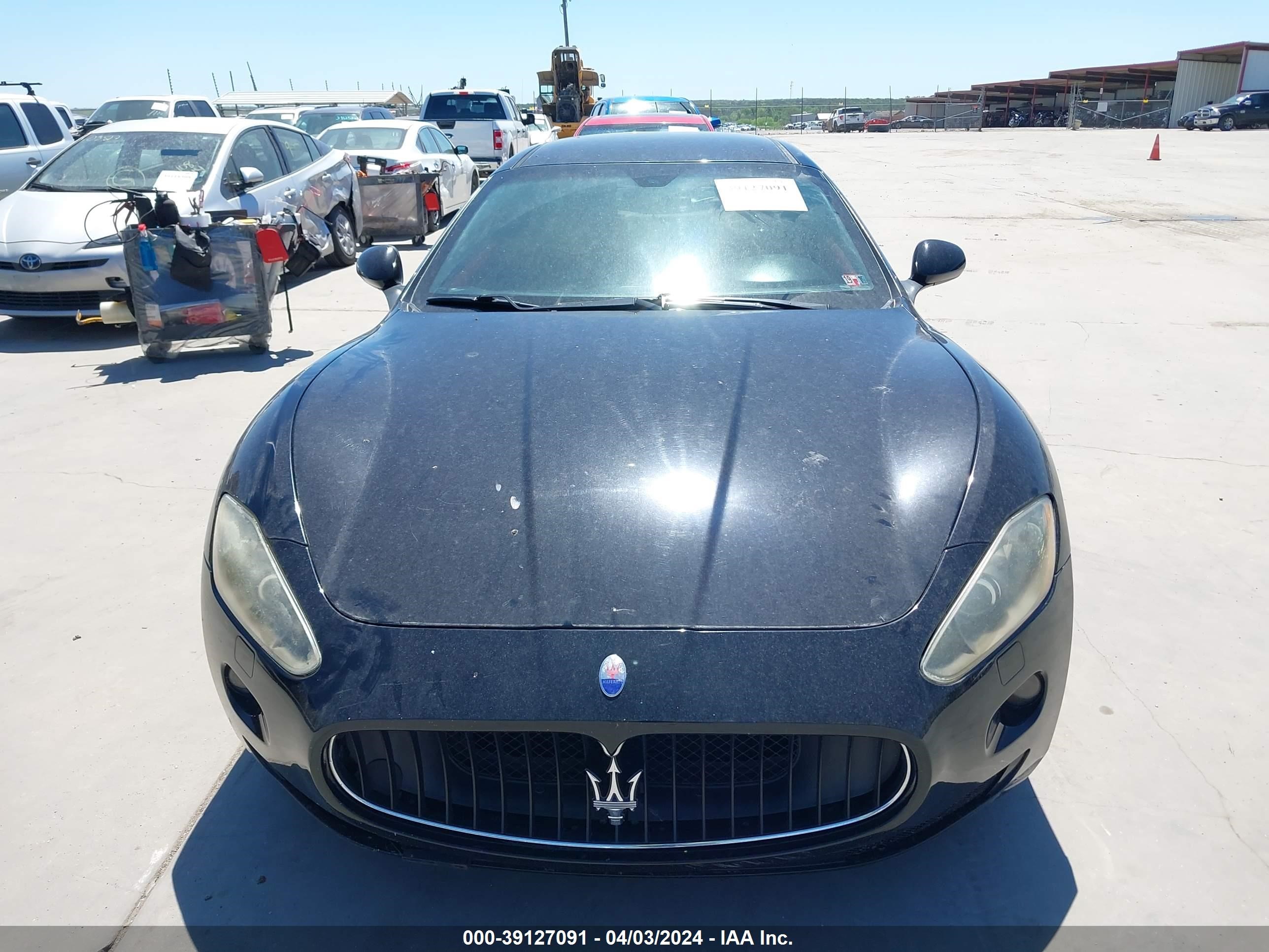 Photo 11 VIN: ZAMGJ45A780041902 - MASERATI GRANTURISMO 