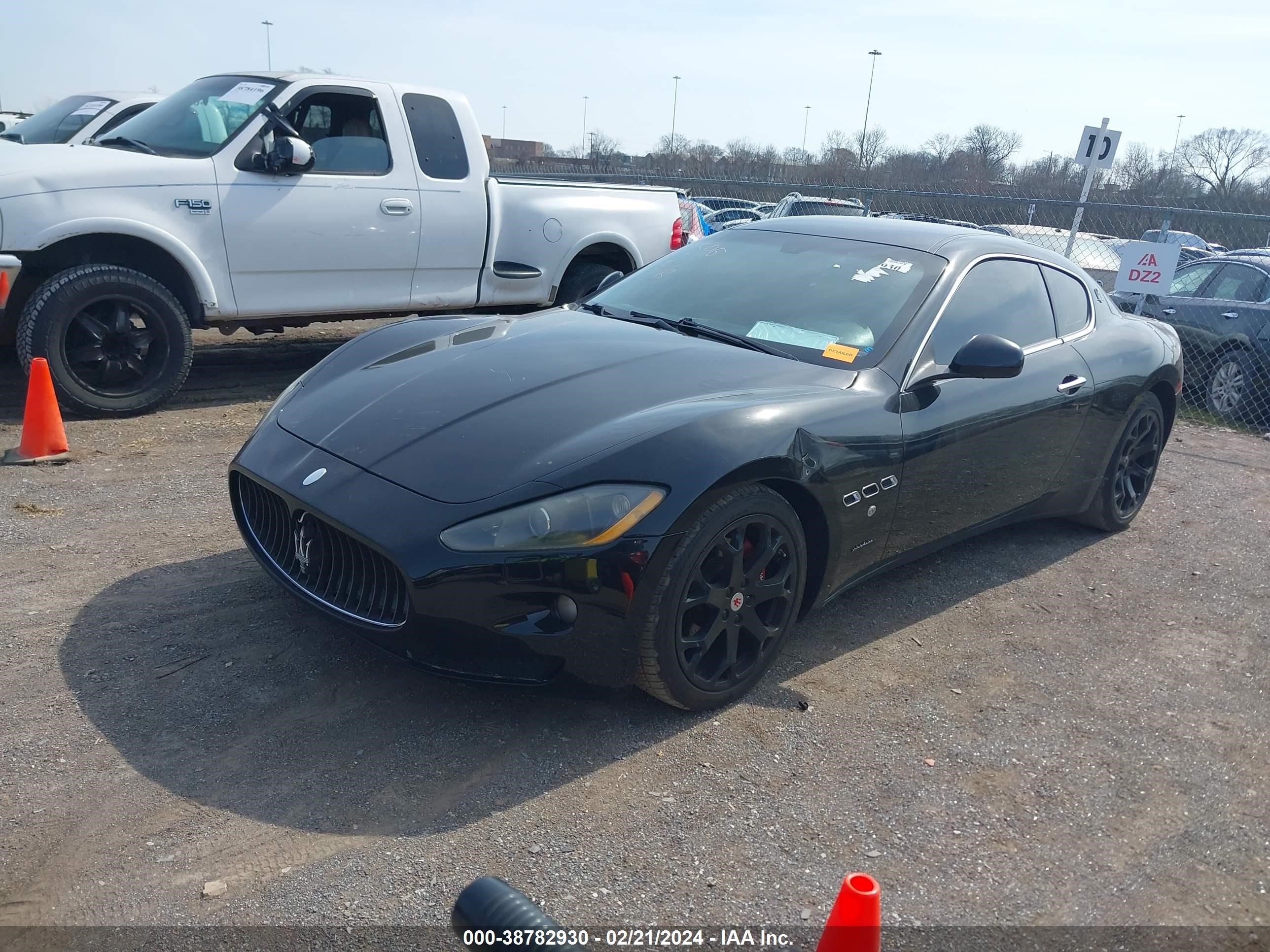 Photo 1 VIN: ZAMGJ45A980033929 - MASERATI GRANTURISM 