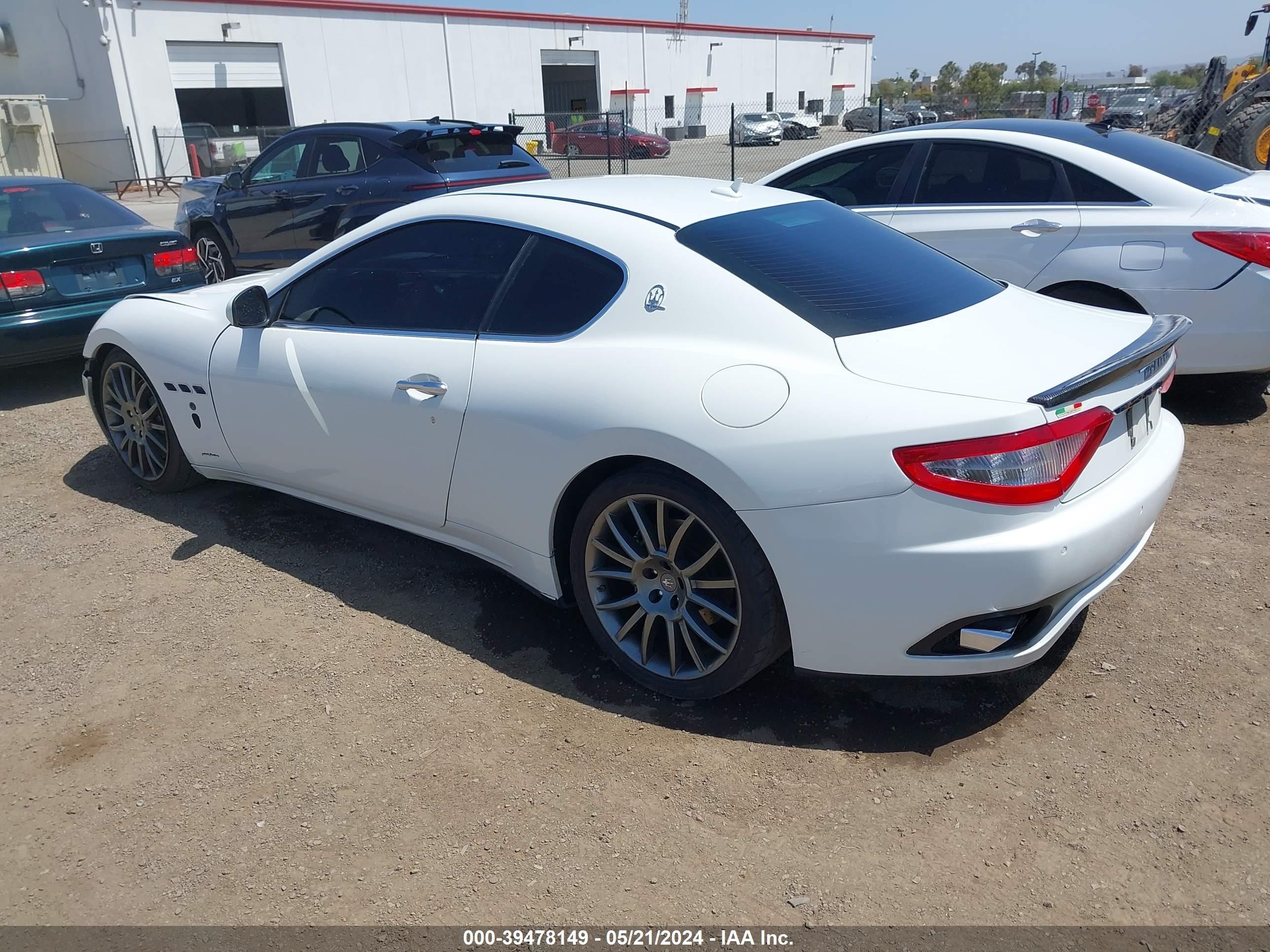 Photo 2 VIN: ZAMKL45A490048148 - MASERATI GRANTURISMO 