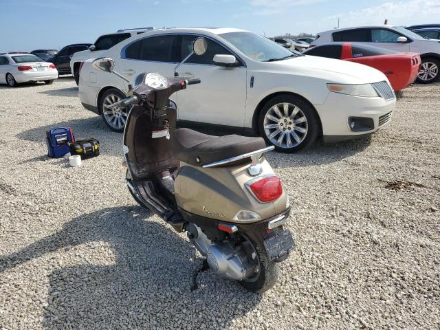 Photo 2 VIN: ZAPM688F7B5000766 - VESPA LX 150IE 