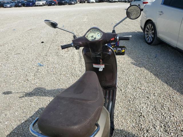 Photo 4 VIN: ZAPM688F7B5000766 - VESPA LX 150IE 