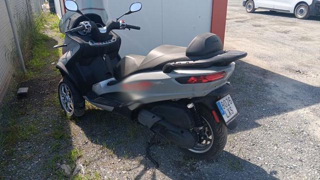 Photo 2 VIN: ZAPTD120000003463 - PIAGGIO VESPA MP3 