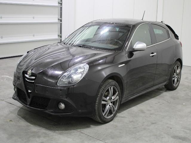 Photo 1 VIN: ZAR94000007310747 - ALFA-ROMEO GIULIETTA HATCHBACK 