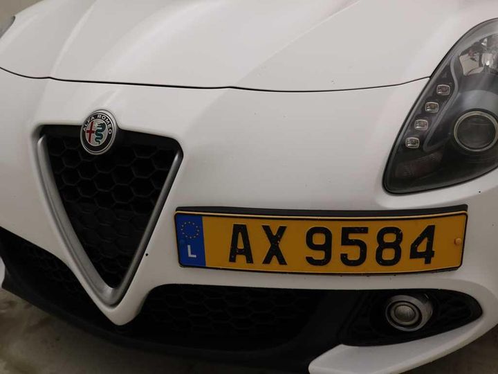 Photo 11 VIN: ZAR94000007445580 - ALFA ROMEO GIULIETTA 