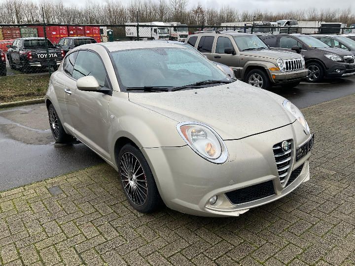 Photo 3 VIN: ZAR95500001097374 - ALFA ROMEO MITO HATCHBACK 