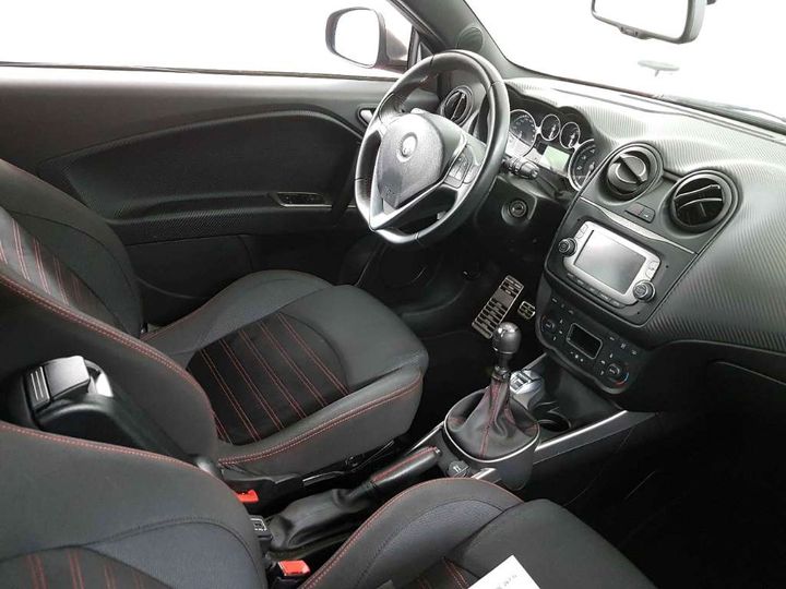 Photo 5 VIN: ZAR9550000X068764 - ALFA-ROMEO MITO 