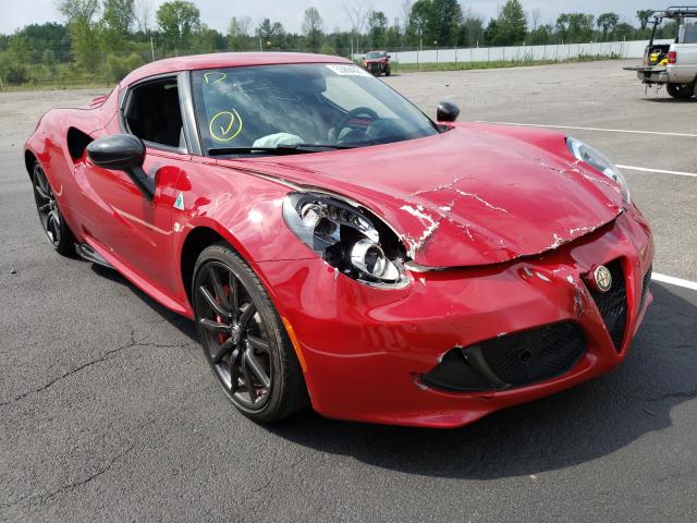 Photo 0 VIN: ZARBAAA46FM157584 - ALFA ROMEO 4C 