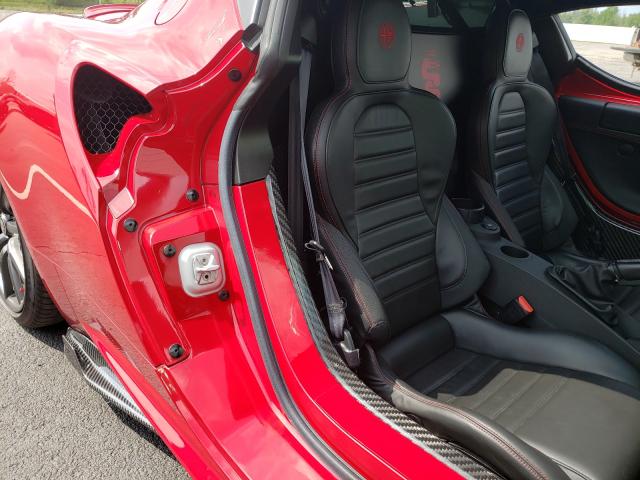 Photo 5 VIN: ZARBAAA46FM157584 - ALFA ROMEO 4C 