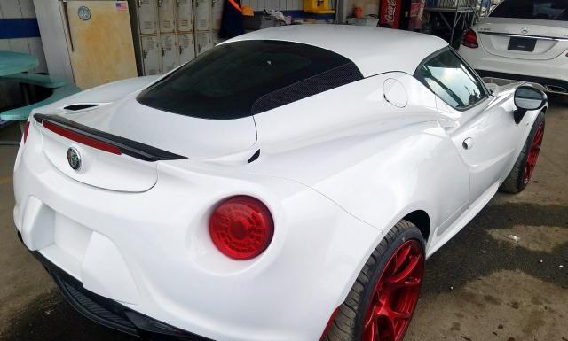 Photo 3 VIN: ZARBAAA46JM268273 - ALFA ROMEO 4C 